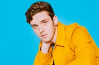 Lauv